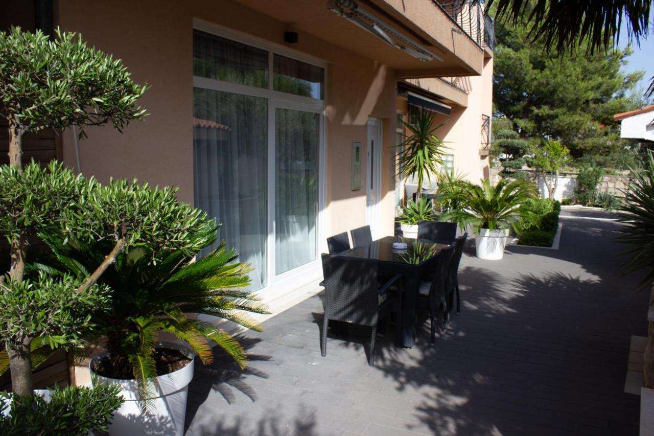 Apartments Villa Jelena Vodice Dış mekan fotoğraf