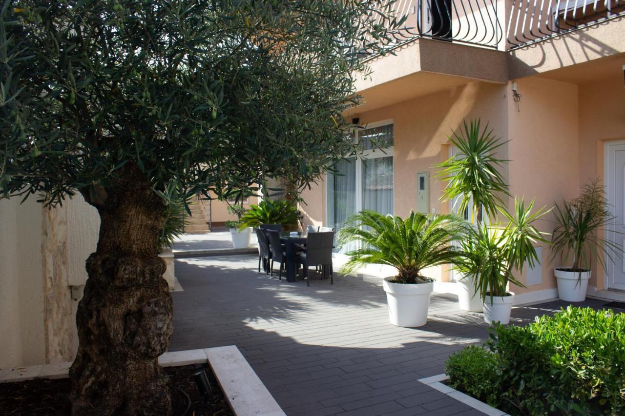 Apartments Villa Jelena Vodice Dış mekan fotoğraf